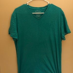 American Eagle Mens lightly worn T-Shirt! Size L.